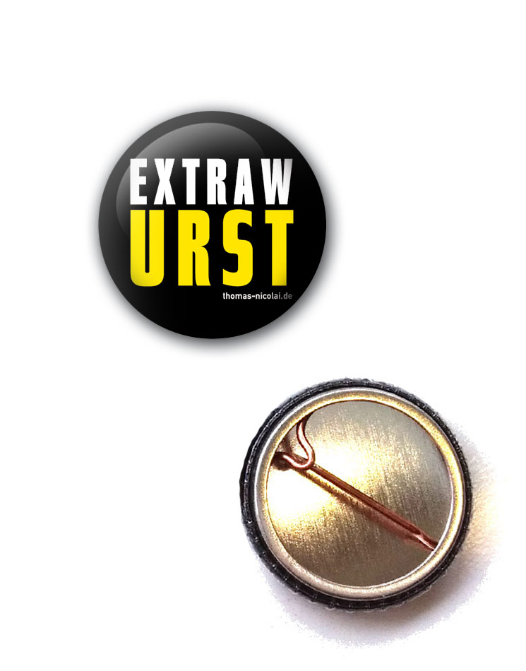 ExtrawURST Button mehrfarbig auf schwarz