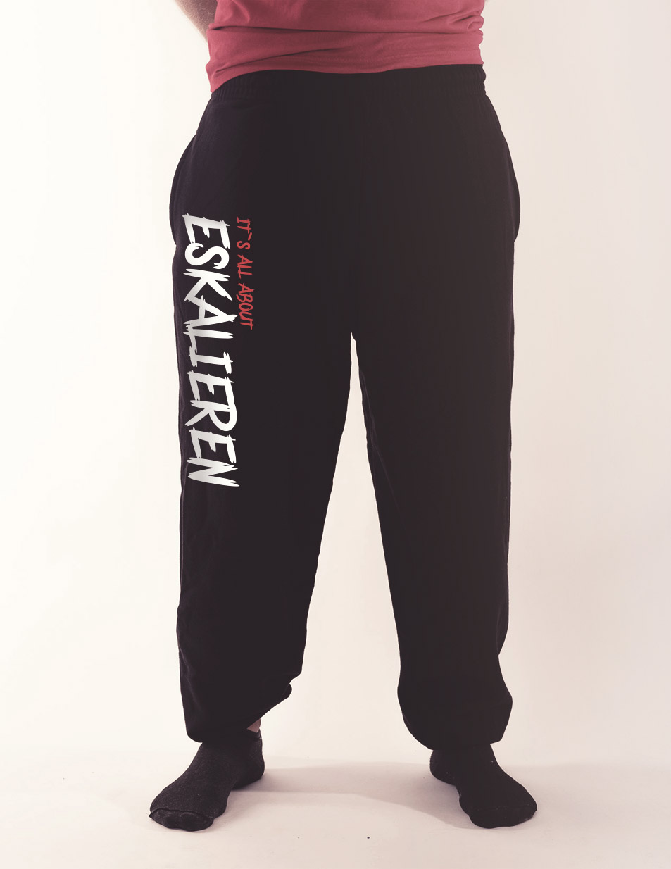 Premium Herren-Jogginghose Its all about Eskalieren schwarz