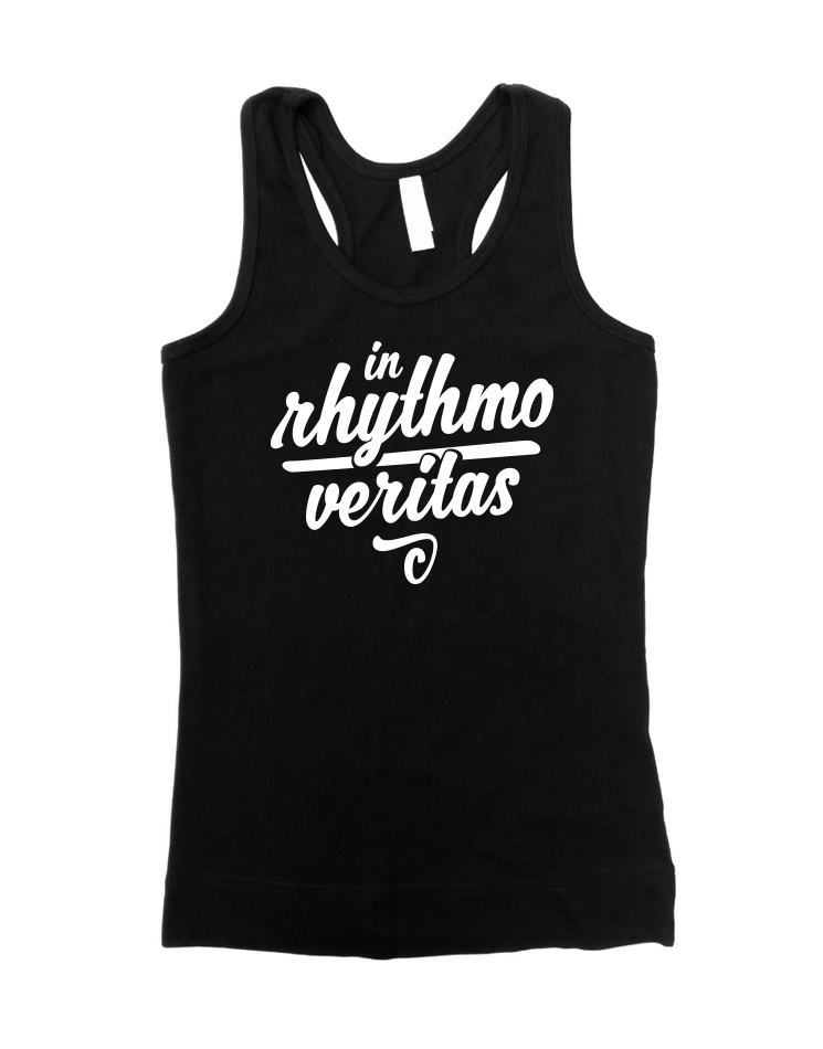 In rhythmo veritas Girly Tank Top wei auf schwarz