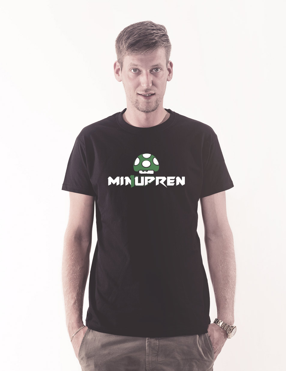 min1upren T-Shirt mehrfarbig auf schwarz