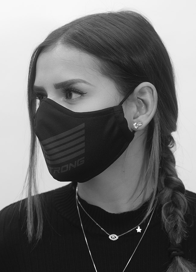 HOLD STRONG Mund-Nasen-Maske dunkelgrau auf schwarz